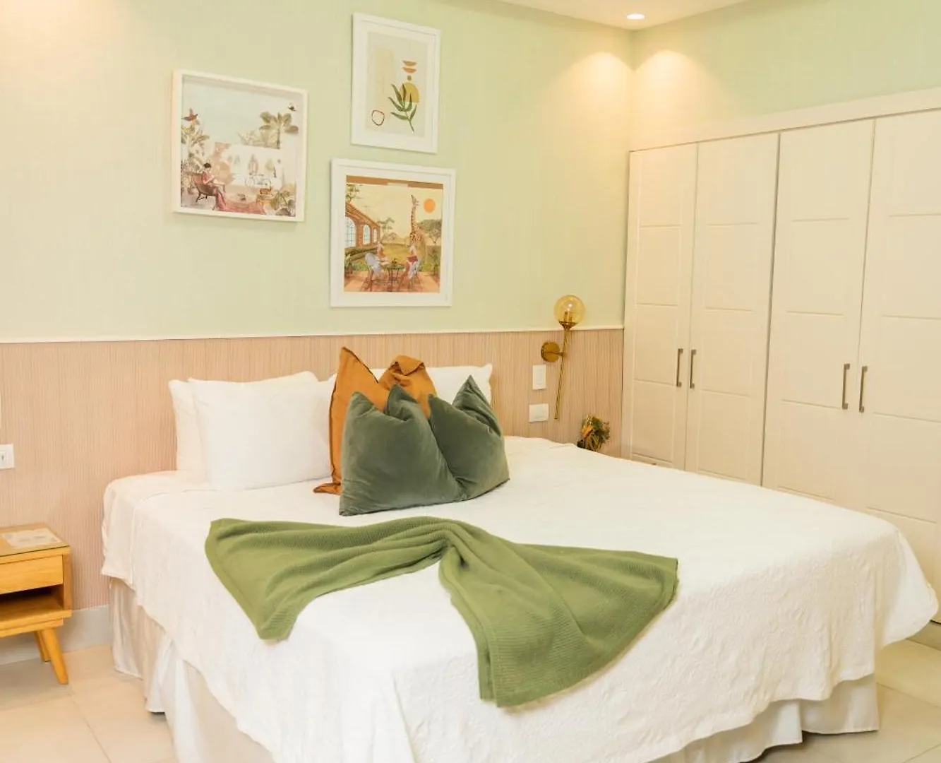 Hotel Stay Here Suites Santo Domingo