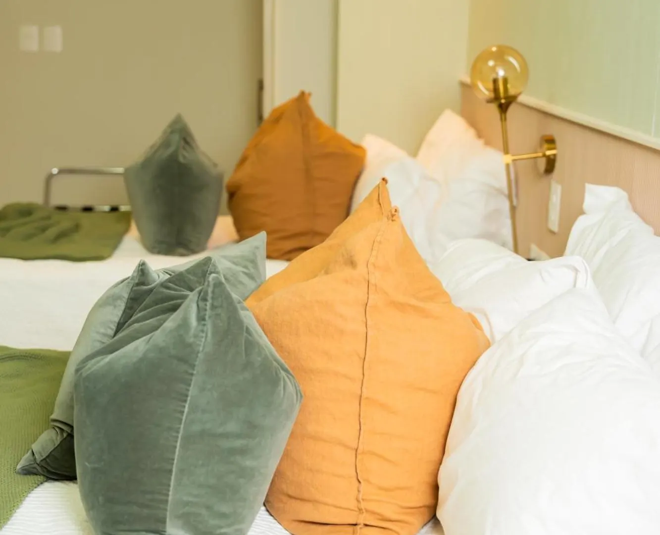 Hotel Stay Here Suites Санто-Доминго