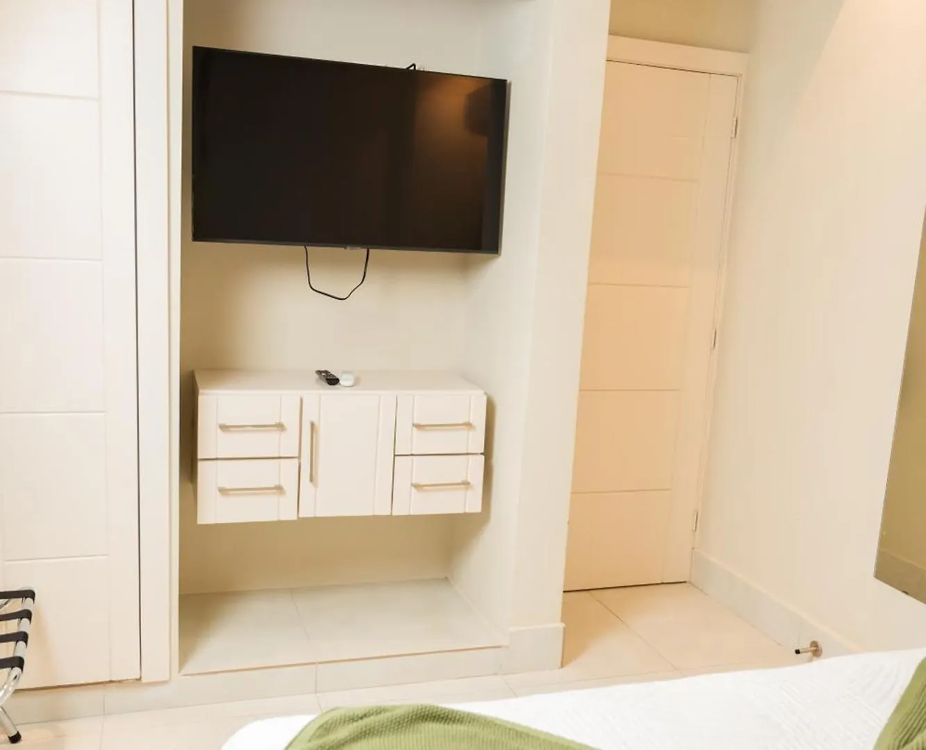 Hotel Stay Here Suites Санто-Доминго Доминиканская Республика